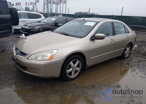 2004 Honda Accord 2.4 Ex z USA, uszkodzony, nr VIN 1HGCM56874A135019